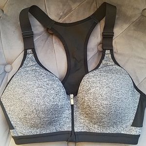 VSX Zipper Front Sports Bra 34C